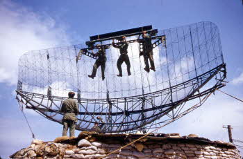Three soldiers maintaining CPS-5 radar