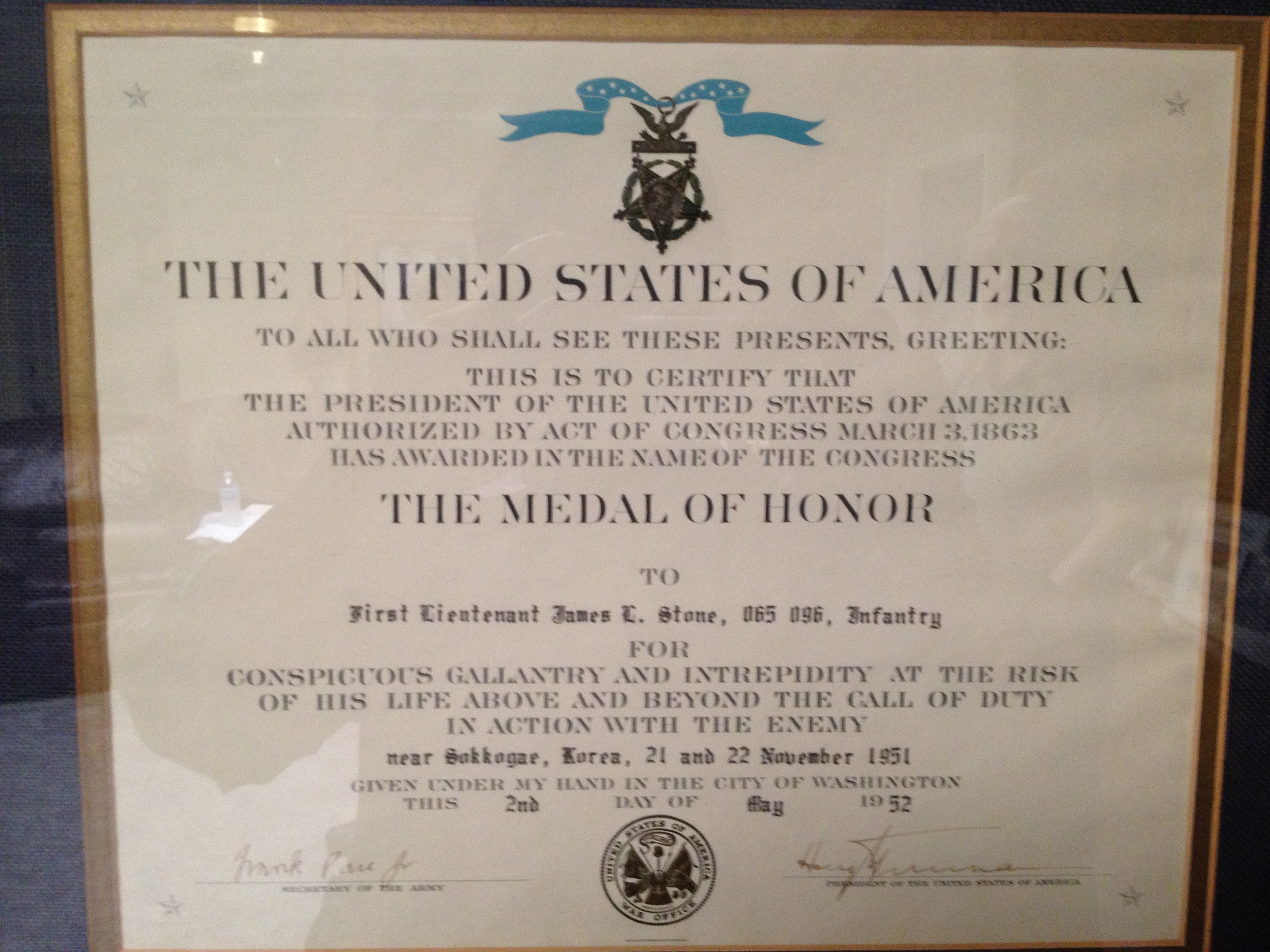 The Medal of Honor (Zoomed)