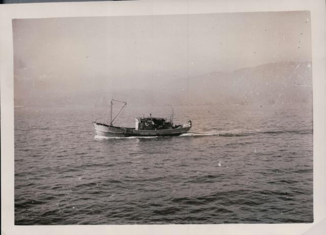 Fishing boat, Otaru Bay