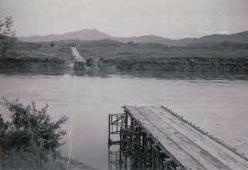 Imjin river, broken bridge